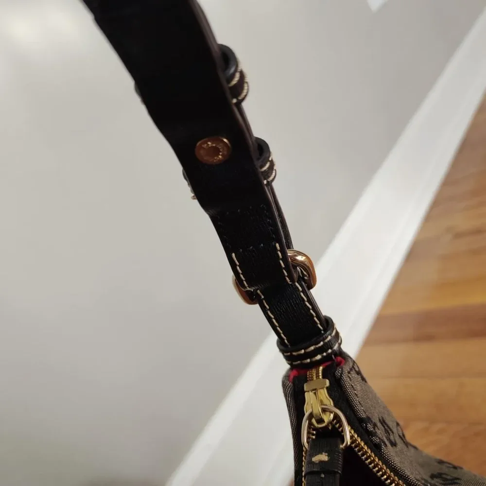 Signature Canvas Dooney & Bourke Gray and Black Women's Bag